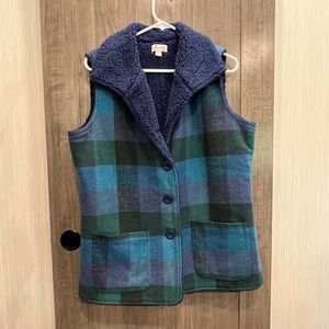 Soft, thick, warm, plaid puffy vest. Fleece.
